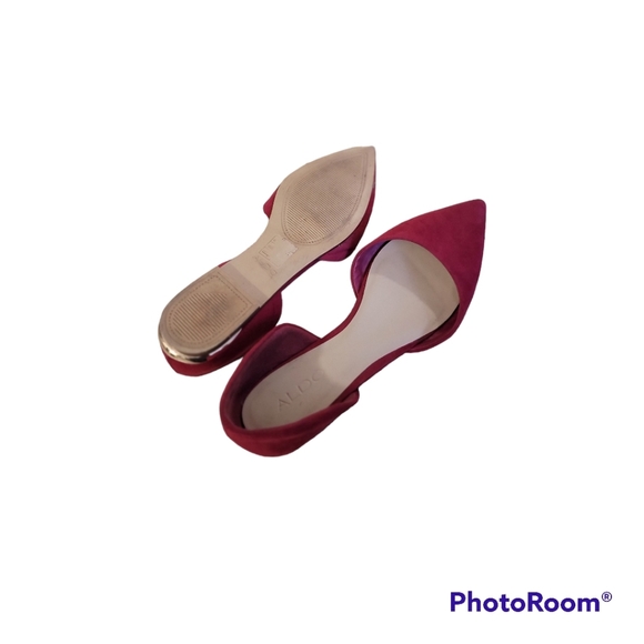Aldo Pointed Toe Flats - Picture 2 of 3